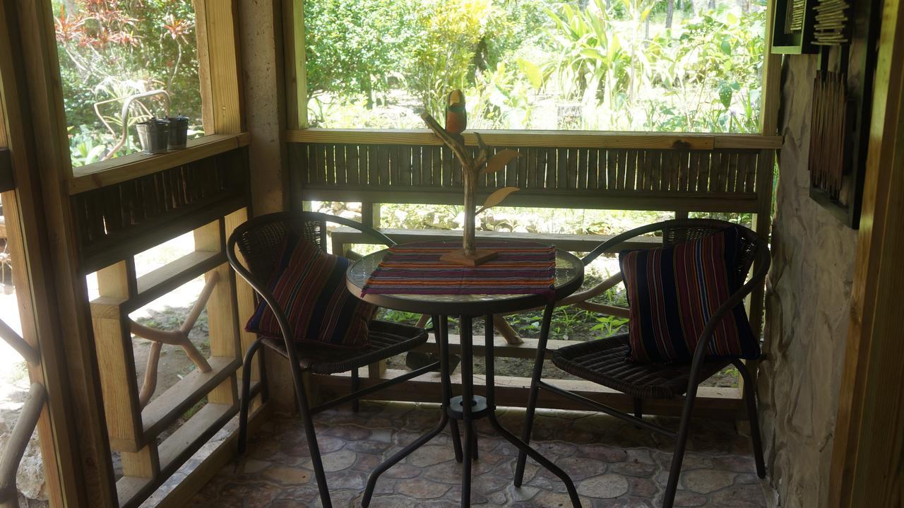 Pine Ridge Lodge San Ignacio Exterior foto