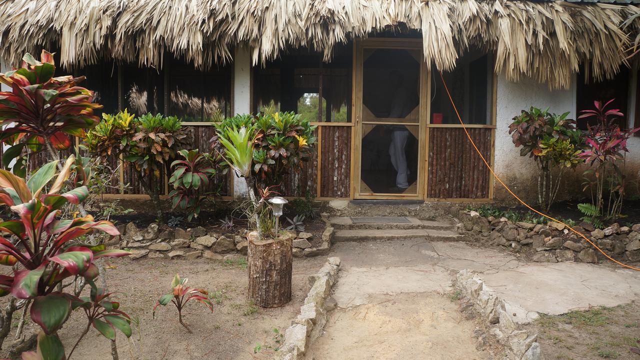 Pine Ridge Lodge San Ignacio Exterior foto